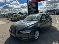 Usado VW Passat Business 122 CV (89 kW) 2021 Gris / plata Berlina