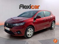 Usado Dacia Sandero Comfort 91 CV (66 kW) 2021 Rojo Utilitario