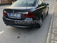Usado BMW 320 163 CV (119 kW) 2006 Gris / plata Berlina