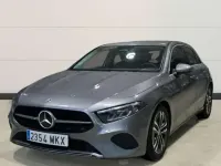Usado Mercedes A180 136 CV (100 kW) 2023 Gris Berlina