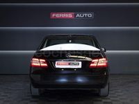 Usado Mercedes E200 136 CV (100 kW) 2011 Negro Berlina