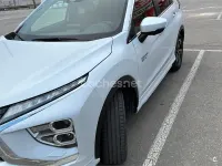 Usado Mitsubishi Eclipse Cross Motion 188 CV (138 kW) 2022 Blanco SUV
