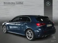Usado Mercedes A180 AMG line 136 CV (100 kW) 2022 Azul denim Berlina