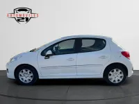 Begagnad Peugeot 207 68 HK (50 kW) 2013 Vit Sedan