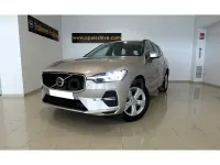 Usado Volvo XC60 Core 197 CV (144 kW) 2023 Gris / plata SUV