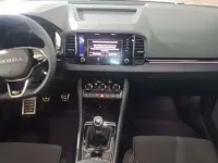Usado Skoda Karoq SportLine 150 CV (110 kW) 2025 Plateado SUV