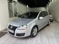Usado VW Golf VI GT 122 CV (89 kW) 2009 Plateado Utilitario