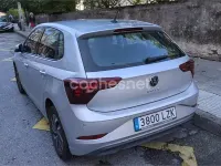 Usado VW Polo 95 HP (69 kW) 2022 Cinzento Citadino