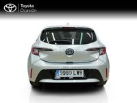 Usado Toyota Corolla Style 122 CV (89 kW) 2022 Gris / plata Berlina