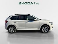 Usado Skoda Kamiq Active 95 CV (69 kW) 2022 Blanco SUV