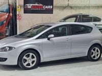 Usado Seat Leon Sport 105 CV (77 kW) 2005 Gris / plata Utilitario