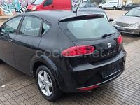 Usado Seat Leon Style 125 CV (91 kW) 2012 Negro Berlina