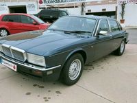 Usado Jaguar XJ6 Sovereign 200 CV (147 kW) 1993 Azul oscuro Berlina