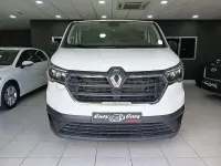 Usado Renault Trafic Equilibre 110 CV (80 kW) 2023 Blanco Monovolumen