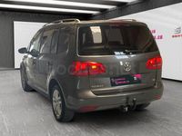 Usado VW Touran Advance 105 CV (77 kW) 2012 Gris / plata Monovolumen