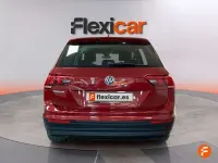 Usado VW Tiguan Advance 150 CV (110 kW) 2019 Rojo SUV