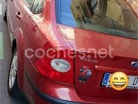 Usado Ford Focus Trend 100 CV (73 kW) 2008 Rojo Berlina