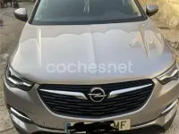 Usado Opel Grandland X Ultimate 180 CV (132 kW) 2018 Gris / plata SUV