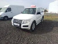 Usado Mitsubishi Montero 190 CV (139 kW) 2018 Blanco SUV