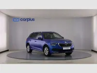 Usado Skoda Kamiq Ambition 110 CV (80 kW) 2022 Azul SUV