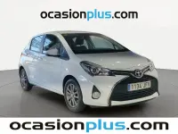 Usado Toyota Yaris Active 99 CV (72 kW) 2015 Blanco Utilitario