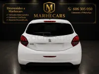 Usado Peugeot 208 Allure 110 CV (80 kW) 2015 Blanco Utilitario