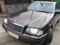 Usado Mercedes C250 Elegance 113 CV (83 kW) 1993 Gris Berlina