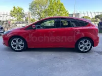 Usado Ford Focus ST 250 CV (183 kW) 2013 Rojo Berlina