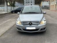 Usado Mercedes B200 140 CV (102 kW) 2009 Plateado Monovolumen