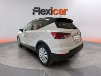 Usado Seat Arona Reference 95 HP (69 kW) 2021 Branco SUV