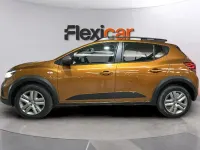 Usado Dacia Sandero Essentiel 91 CV (66 kW) 2023 Naranja Berlina