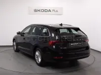 Usado Skoda Octavia Ambition 115 CV (84 kW) 2023 Negro Berlina