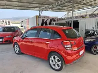 Usado Citroën C3 PureTech 82 CV (60 kW) 2017 Rojo Utilitario