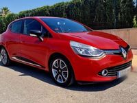 Usado Renault Clio IV Dynamique 90 CV (66 kW) 2014 Rojo Berlina