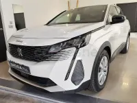 Usado Peugeot 3008 Active 130 CV (95 kW) 2022 Blanco SUV