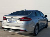 Usado Ford Mondeo Titanium 187 CV (137 kW) 2021 Gris Berlina