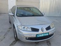 Usado Renault Mégane Cabriolet Dynamique 131 CV (96 kW) 2007 Gris / plata Descapotable