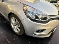 Usado Renault Clio IV LIMITED 75 CV (55 kW) 2018 Gris / plata Berlina