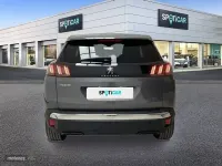 Usado Peugeot 3008 Allure 130 CV (95 kW) 2024 Gris SUV