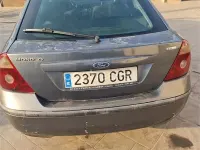 Usado Ford Mondeo Ambiente 115 CV (84 kW) 2003 Gris / plata Berlina