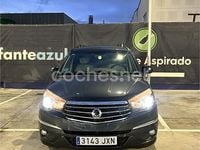 Usado Ssangyong (KGM) Rodius Limited 178 CV (130 kW) 2017 Gris / plata Monovolumen