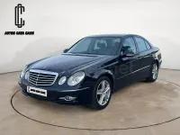Usado Mercedes E320 Avantgarde 224 CV (164 kW) 2007 Azul Berlina