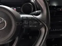 Usado Toyota Yaris Cross Active 116 CV (85 kW) 2023 Blanco SUV