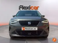 Usado Seat Arona FR 110 CV (80 kW) 2023 Gris SUV