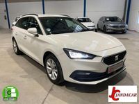 Usado Seat Leon Style 116 CV (85 kW) 2022 Blanco Familiar