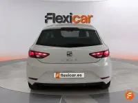 Usado Seat Leon Reference 115 CV (84 kW) 2019 Blanco Berlina