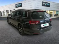 Usado VW Passat Executive 150 CV (110 kW) 2021 Gris Familiar
