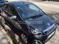 Usado Peugeot 108 Active 72 CV (52 kW) 2021 Gris / plata Berlina
