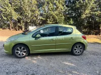 Usado Peugeot 207 90 CV (66 kW) 2007 Verde Berlina