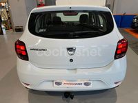 Usado Dacia Sandero Comfort 95 CV (69 kW) 2019 Blanco Berlina